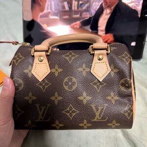 Louis Vuitton Speedy 18